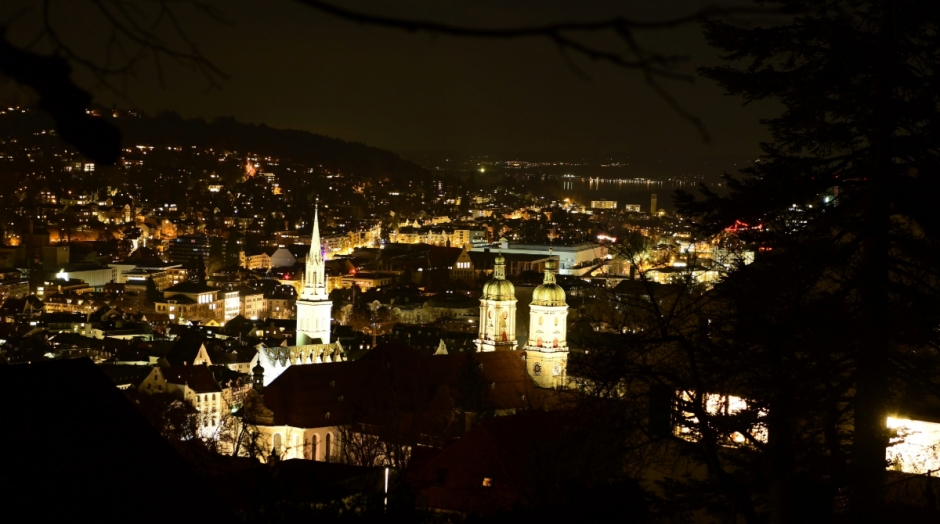 Nachtansicht Stadt St.Gallen mit St.Laurenzen und Kathedrale